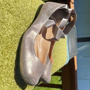 Jessica Simpson Womens flats Sandbar Mila Ankle-Wrap Shoes Size 8